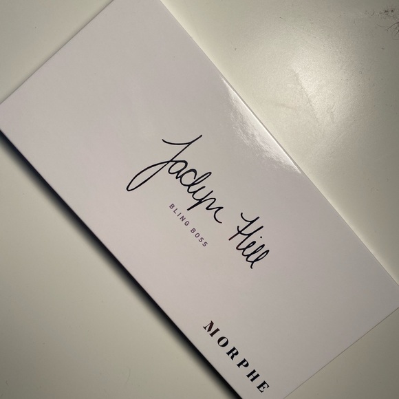 MORPHE X JACLYN HILL BLING BOSS EYESHADOW PALETTE - Picture 4 of 4